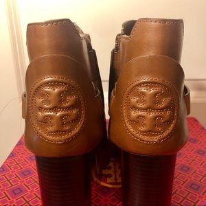 Brand New Tory Burch Brown Booties